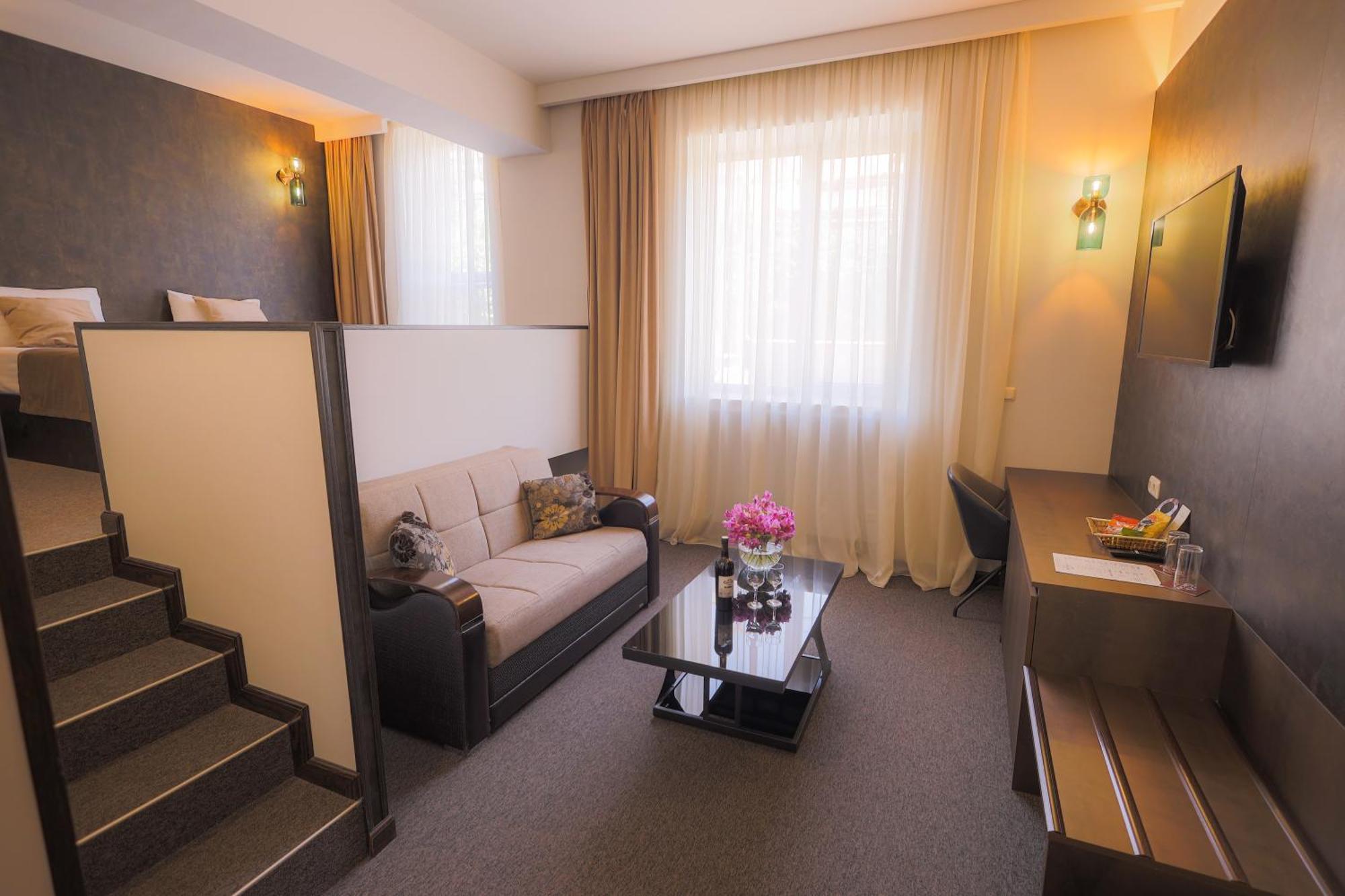Cascade Hotel Yerevan Luaran gambar