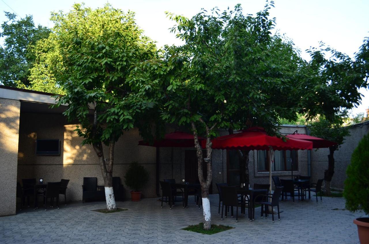 Cascade Hotel Yerevan Luaran gambar