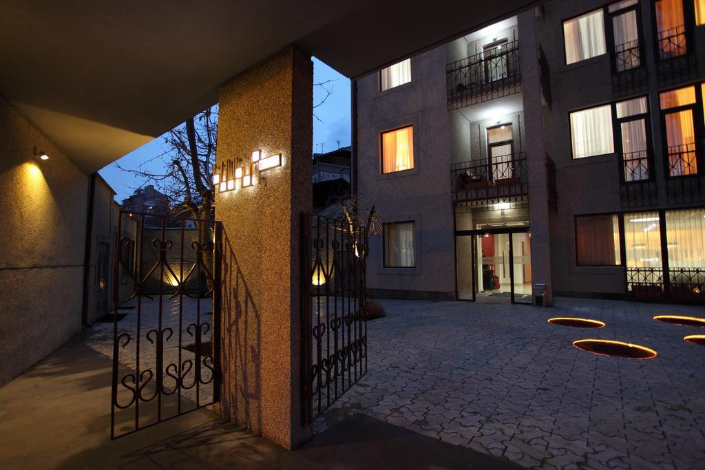 Cascade Hotel Yerevan Luaran gambar